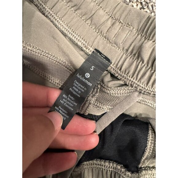 Lululemon Pace Breaker Linerless Short 7" Rover Small - Picture 6 of 7